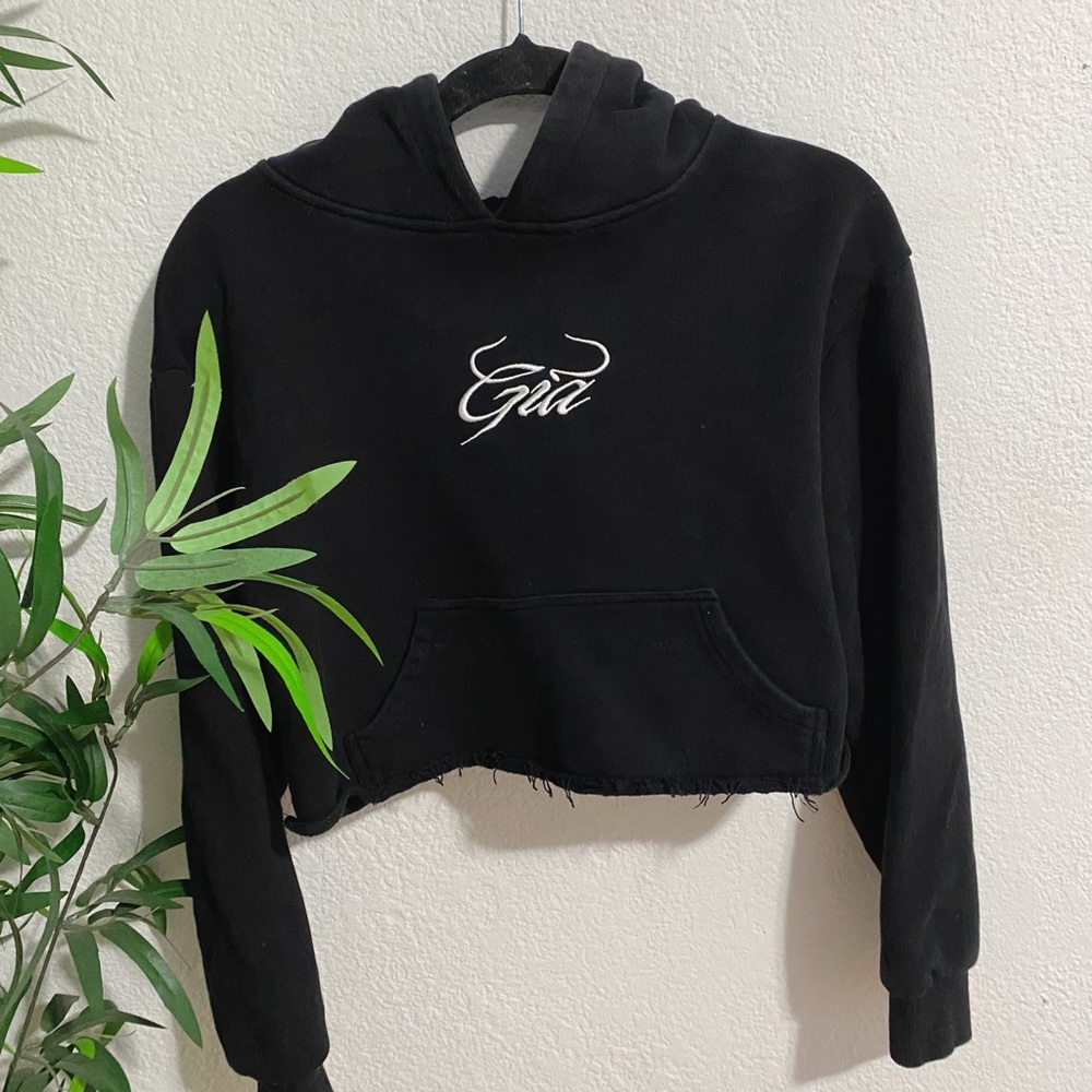 I am Gia black logo hoodie